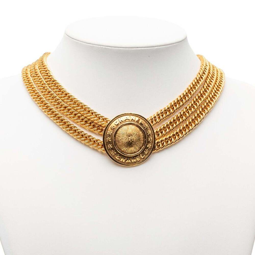 CHANEL Vintage Gold Necklace - Picture 6 of 6